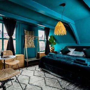 Deluxe Kamer met een King Size Bed op de Tweede Verdieping